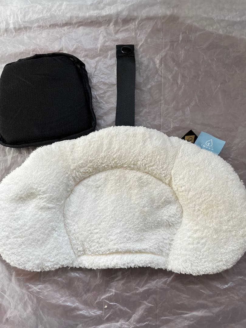 Combi クルムーヴスマート(ISOFIX)チャイルドシート(新生児〜)