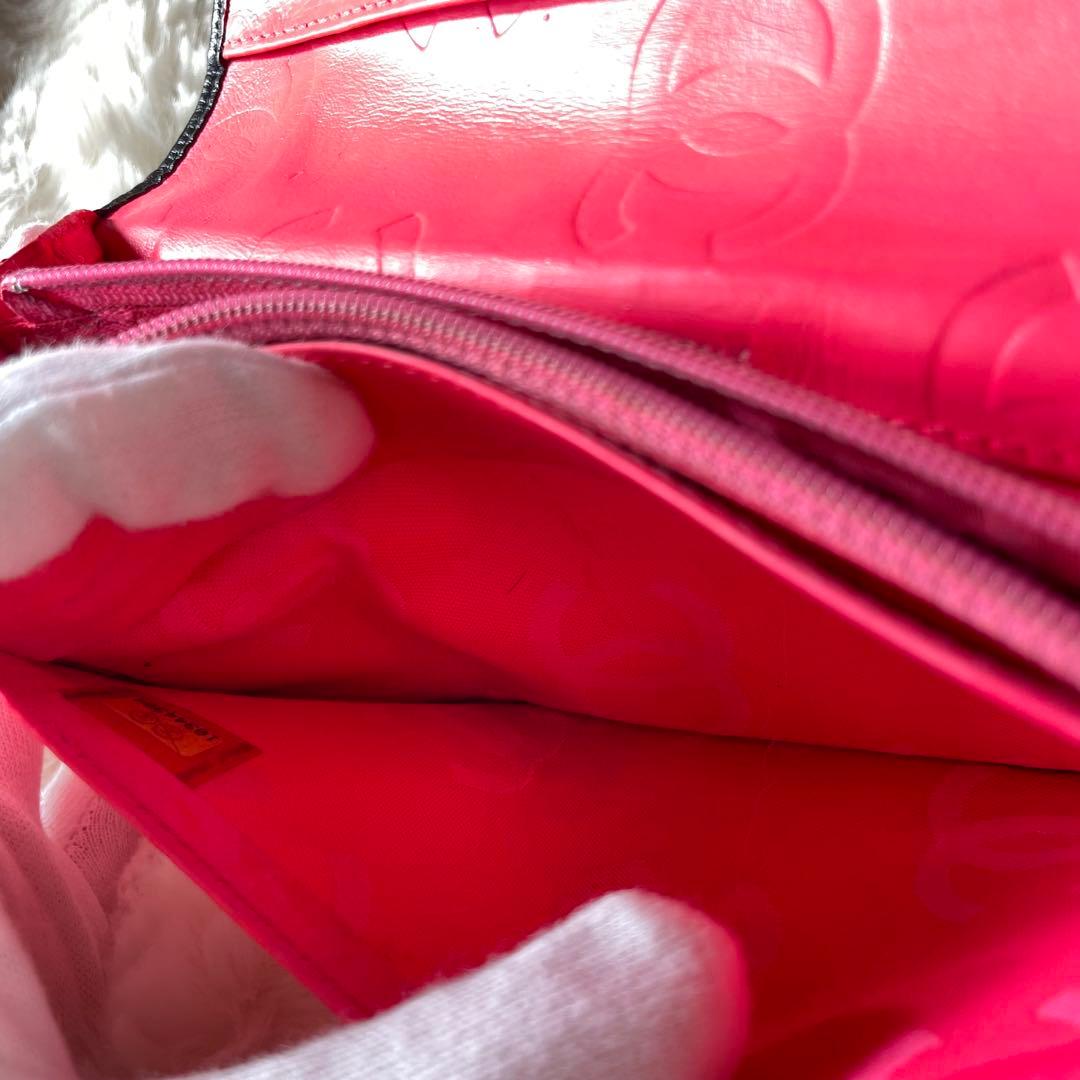 シャネル CHANEL 財布 二つ折りカンボンライン ココ 黒 白 ピンク