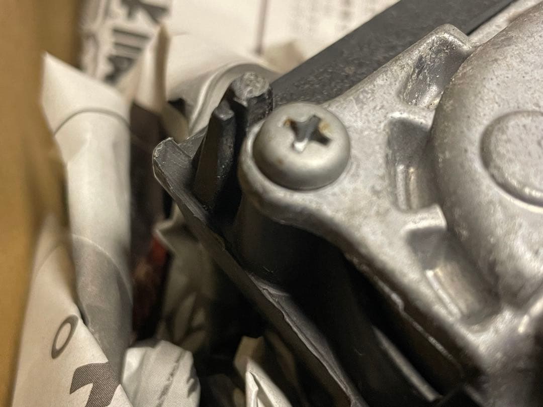 トヨタクラウンマジェスタ210 ヘッドライト右側