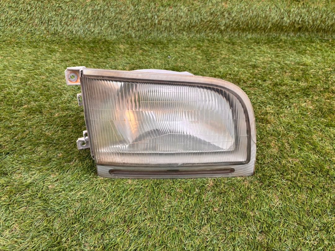 ダイハツ ハイゼット S200P/S210P ヘッドライト 左右