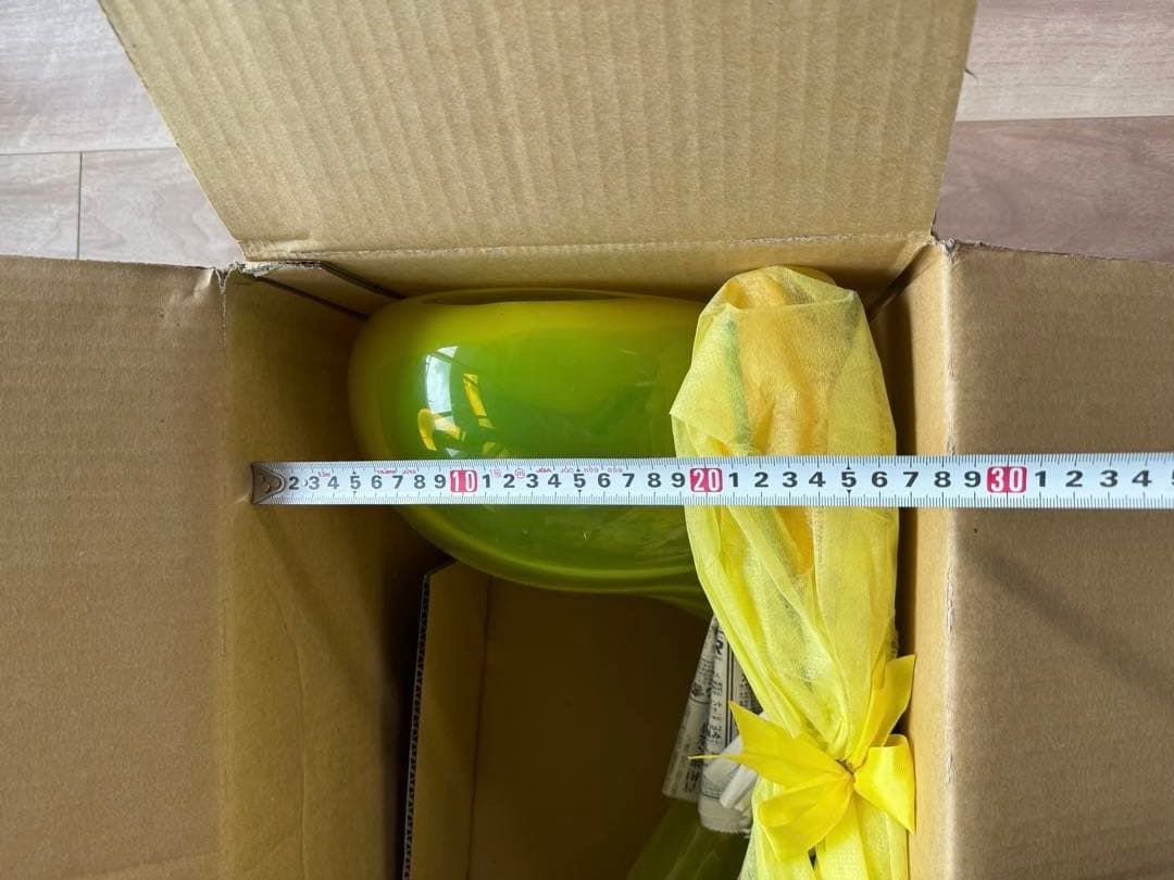 大型 ガラスイエローフラワーベース 造花アレンジ付き