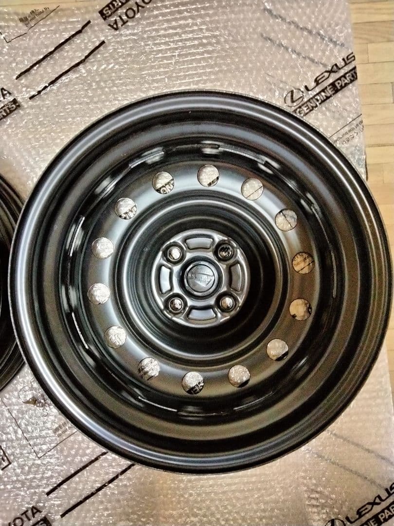 ダイハツタフト純正ホイール15インチ2本