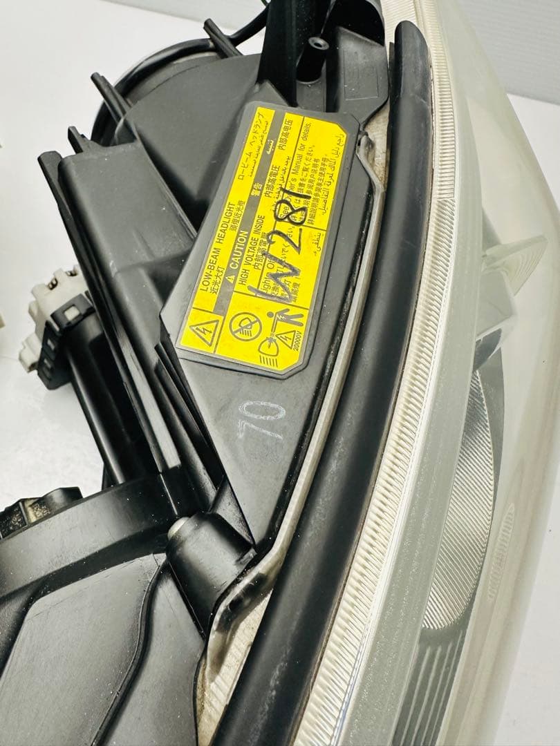 トヨタ エスティマ 50系 ヘッドライト 左右セット KOITO 28-217