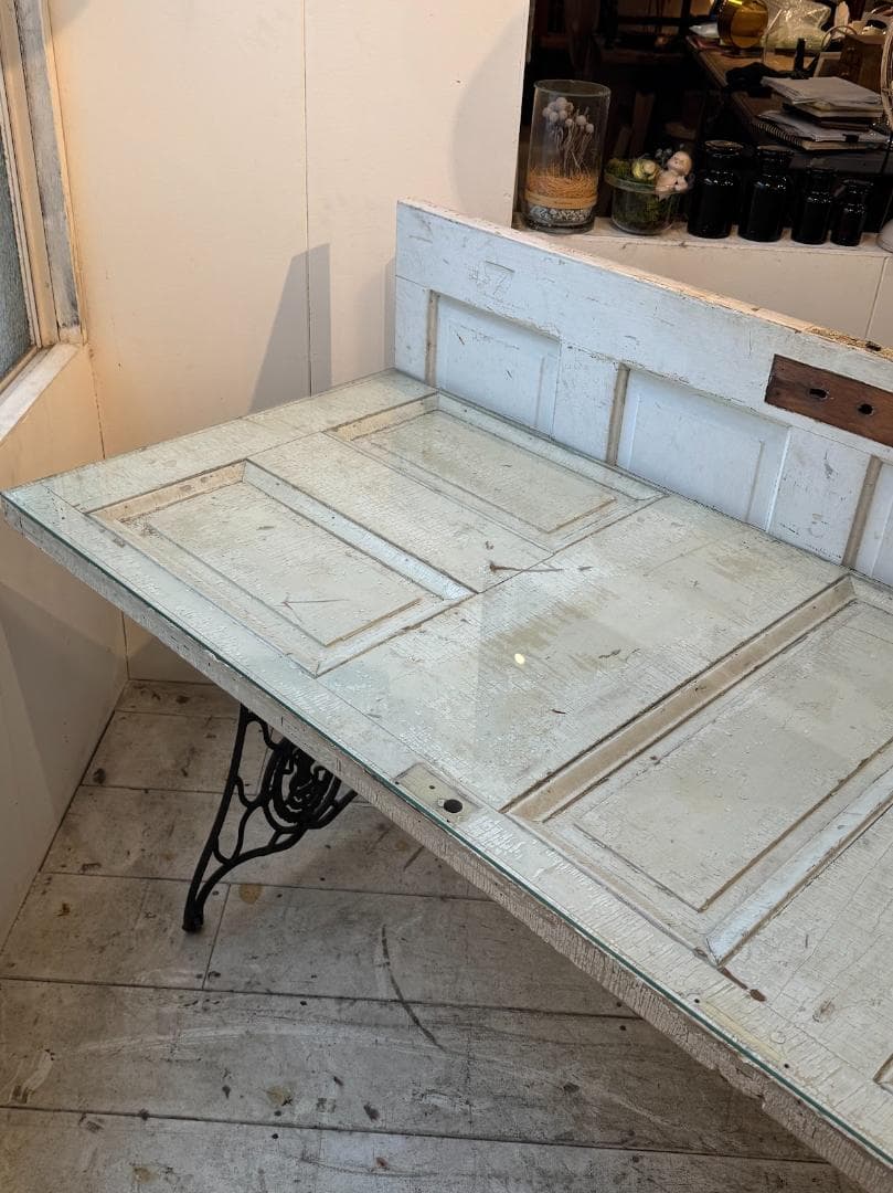 アンティークドアデスク シンガーミシン脚 ガラス天板 店舗作業台 机 テーブル
