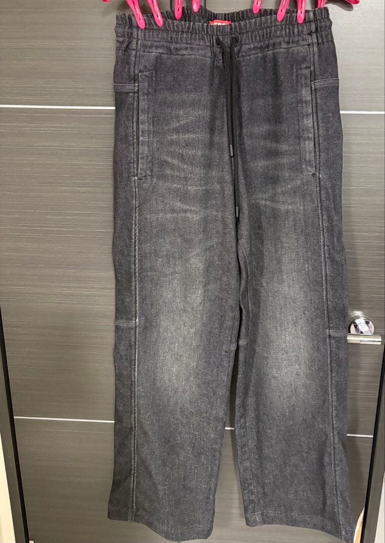 新品　DIESEL ディーゼル　ワイドデニム　ブラック　xs ユニセックス