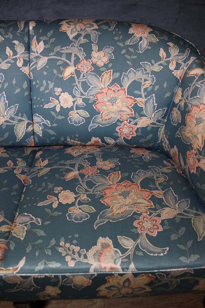 首都圏送無料〜ドマーニ WPQ6 55万〜 希少デザイン　クラシカルアームソファ