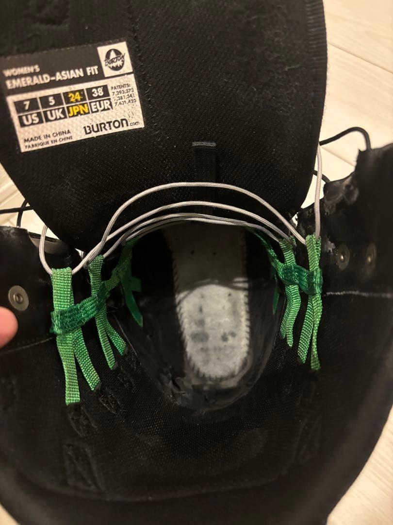 Burton Emerald-Asan Fit スノーボードブーツ　ブラック