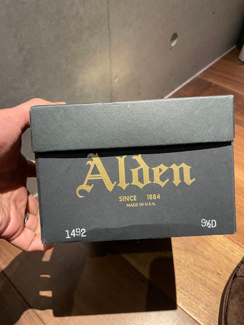 オールデン チャッカブーツ　スエード