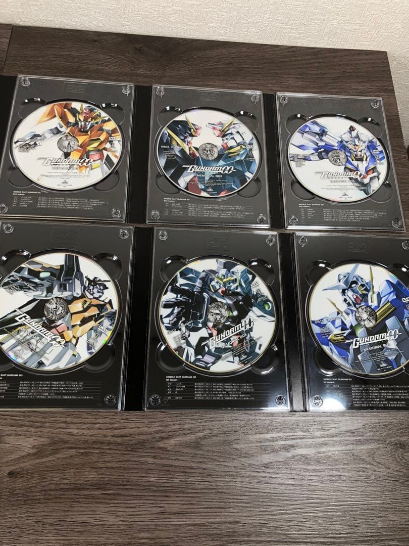 【開封品】機動戦士ガンダム00MEMORIAL BOX〈初回限定生産／11枚組〉