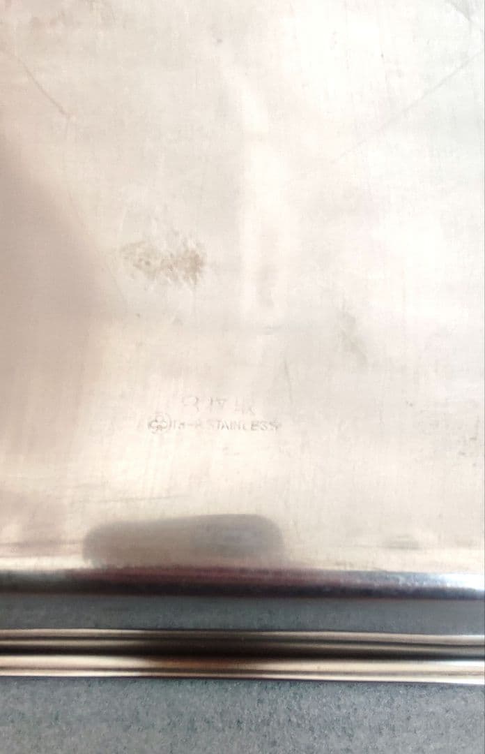 業務用　蓋付きステンレスバット8枚取 4個セット　縦　約41cm　横　約29cm