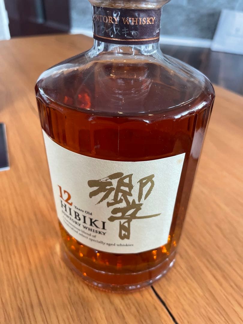 サントリー 響 12年 瓶 700ml 未開封