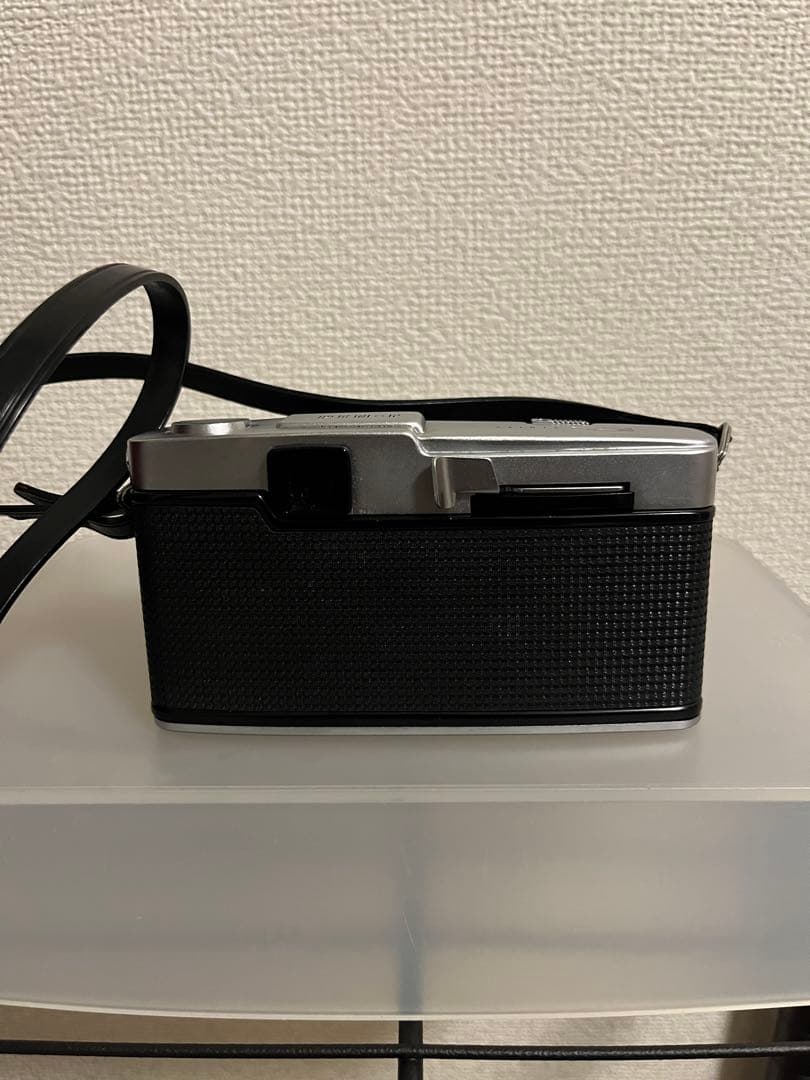 オリンパスペンF 40mm F1.4レンズ付き