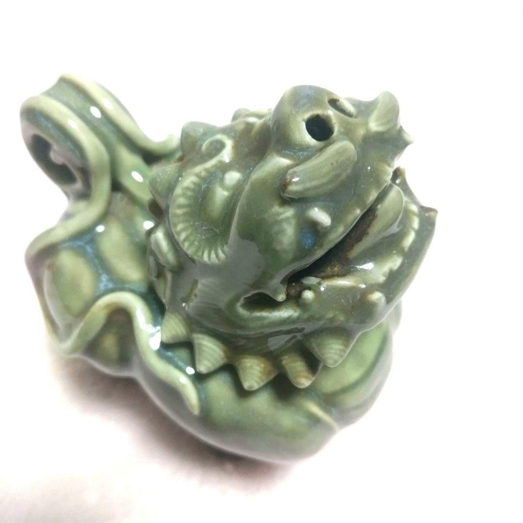 青磁獅子香炉　獅子型　香炉　獅子置物　茶道具　香道具　骨董品　美術品　時代物
