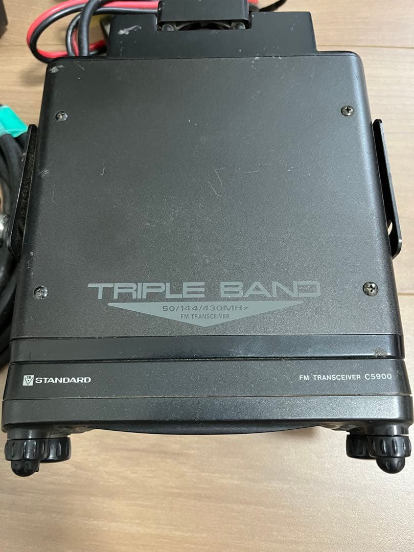STANDARD C5900DFMトリプルバンダートランシーバー