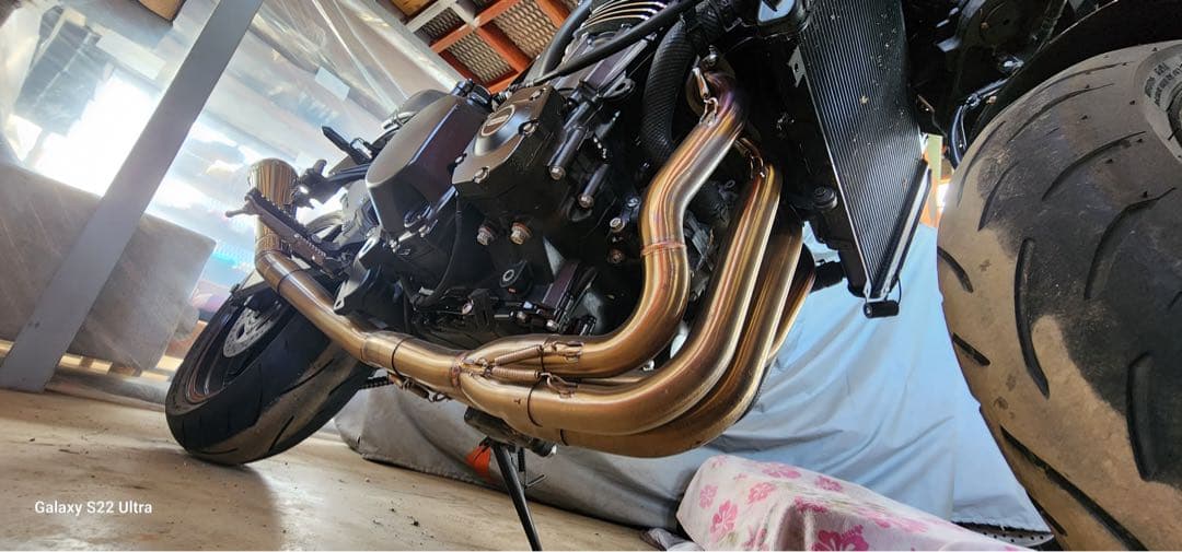 Z900RS•CAFE中間パイプ「フロントパイプ」