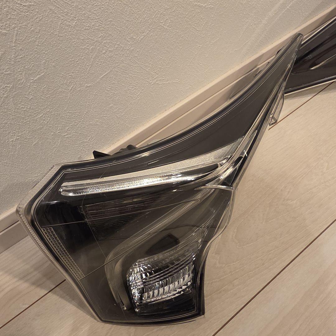 50 プリウス　前期　純正　加工　テールランプ