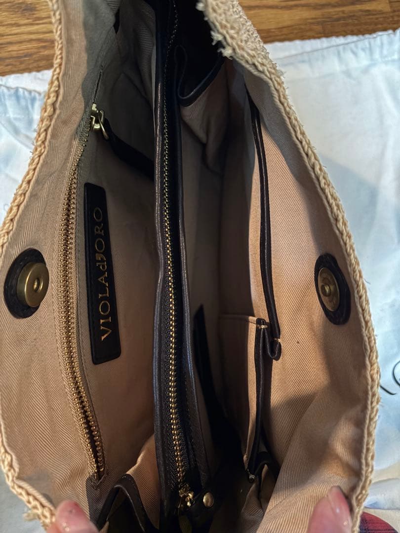 予約品　VIOLA d'ORO 新品未使用　編み込みデザイン バッグ