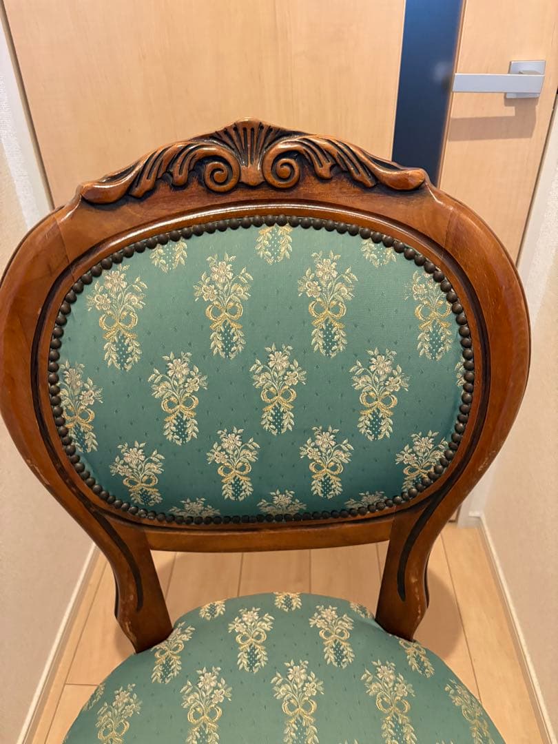 ダイニングチェア アンティーク調　ロココ　ドレッサー　猫脚　在庫2