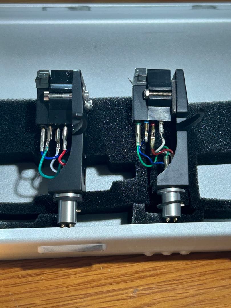 シュアーM44Gレコードカートリッジ二本セット、アルミケース、テクニクスシェル