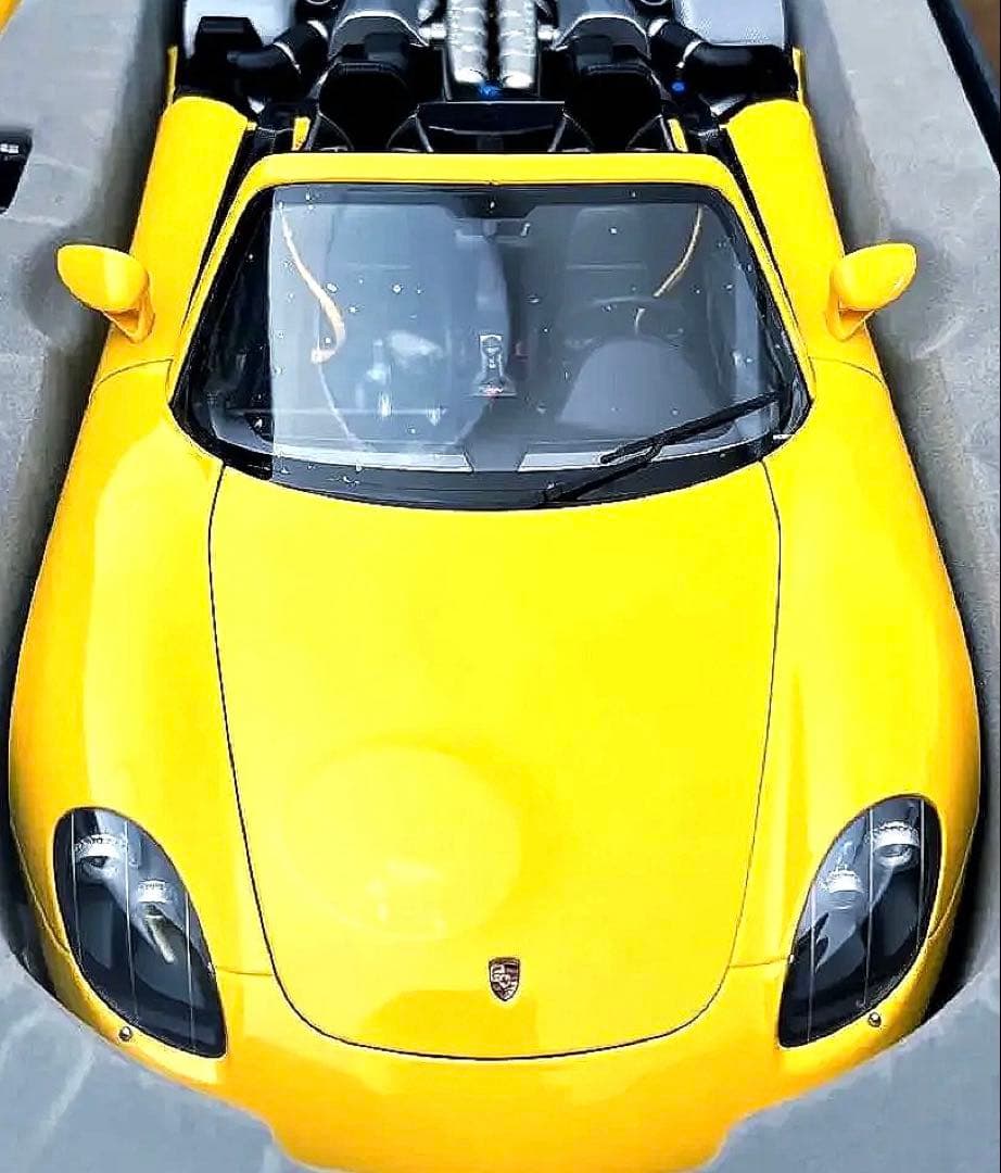 タミヤ1/12コレクターズクラブ　ポルシェ　カレラGT 半製品