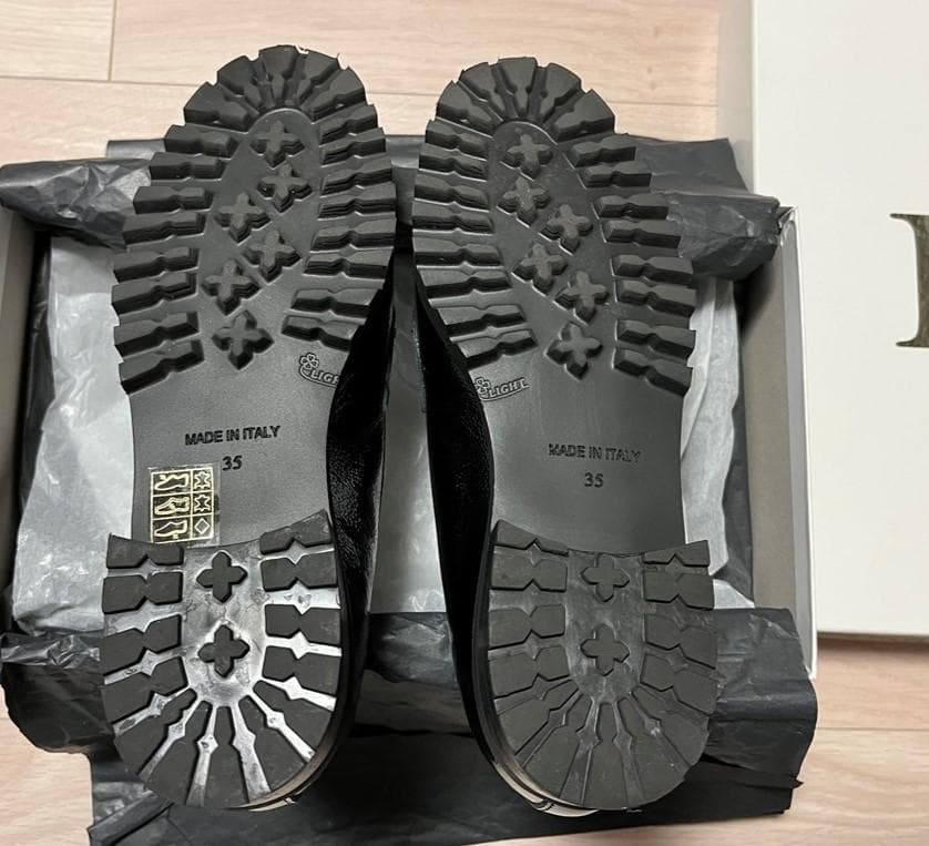 美品★ルーカグロッシ ムートン付きエナメル ローファー 35★人気完売