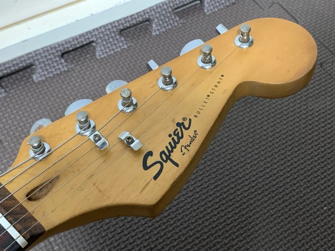 Squier by Fender スクワイヤー Bullet Stratストラト