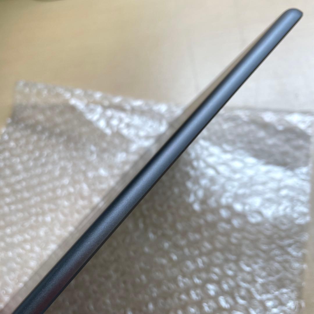 iPad 第8世代　A2270 Wi-Fiモデル　スペースグレイ　32GB