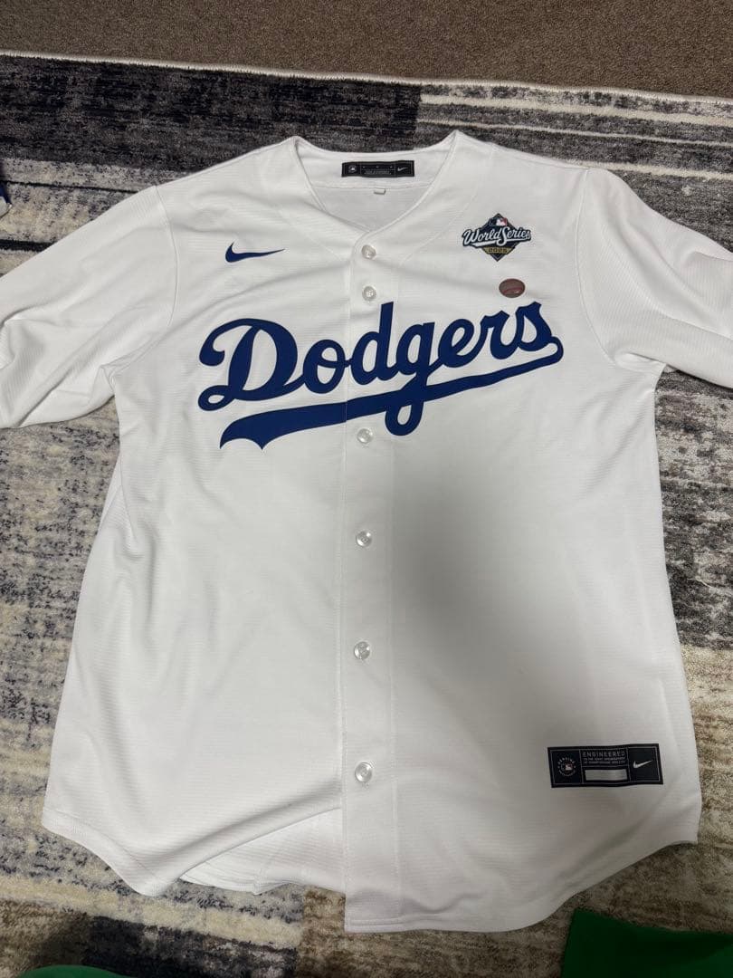 ドジャース ユニフォーム 山本由伸 現地公式ショップ購入