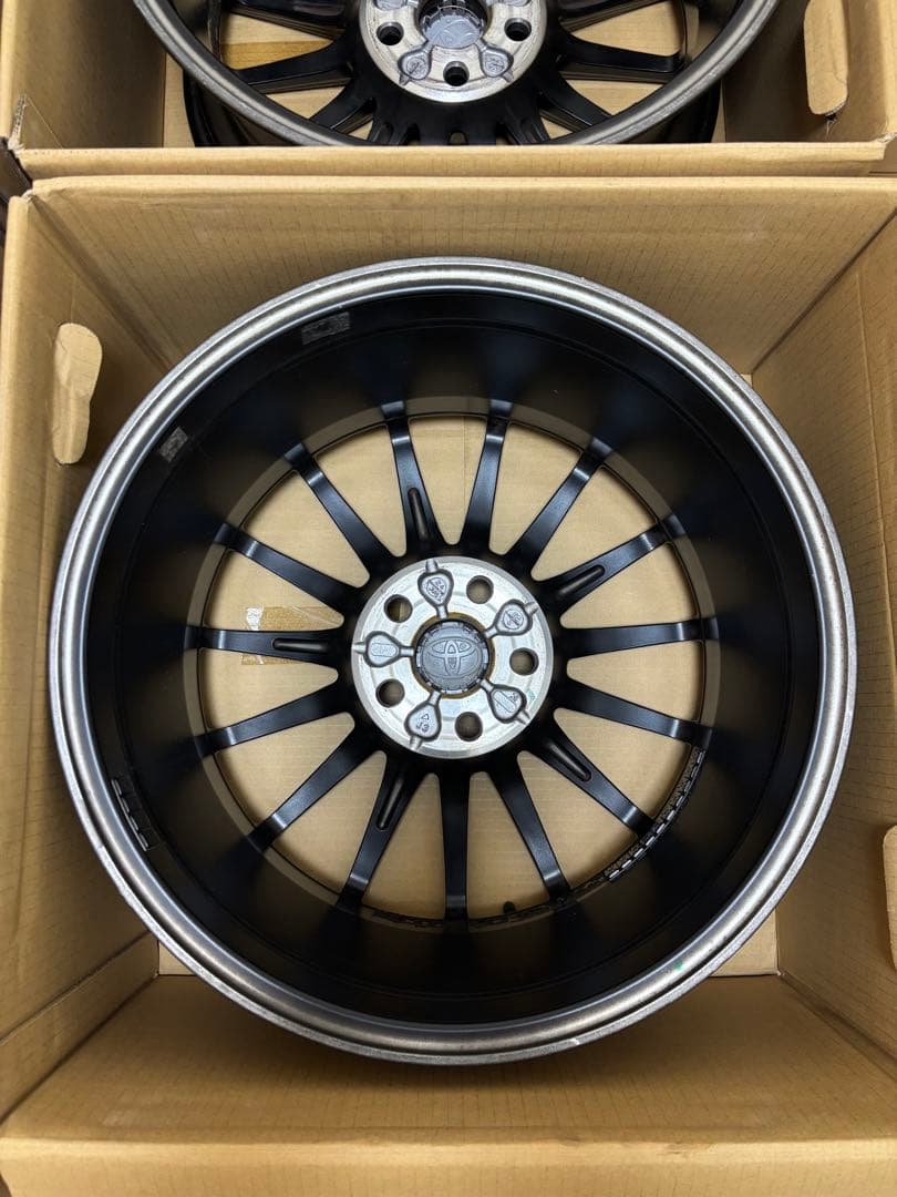 美品 トヨタ GR ヤリス 純正 ホイール18インチ4本セット ENKEI