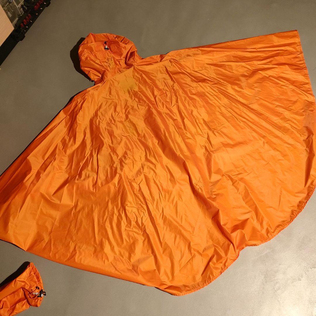 新品 モンクレール ポンチョ レインコート オレンジ MONCLER レア