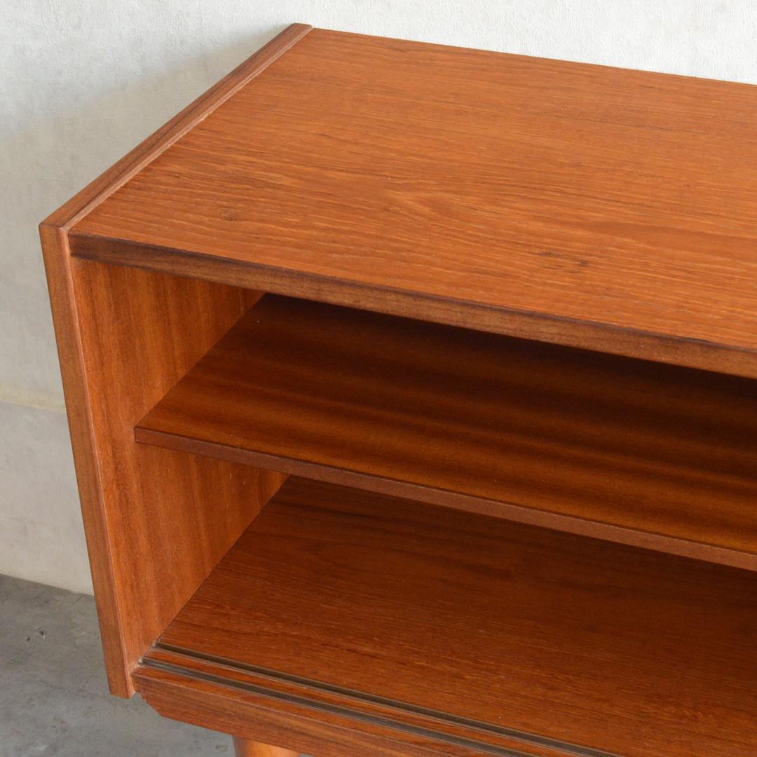 デンマーク 北欧ヴィンテージ チーク ガラスキャビネット 北欧家具 ショーケース