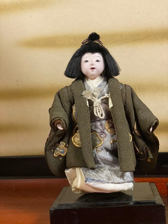 正装の二人　　　　　　2020724  え