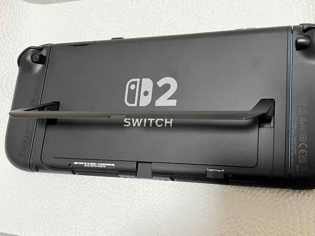 プロコン付き　(多言語対応版) Nintendo Switch2 本体