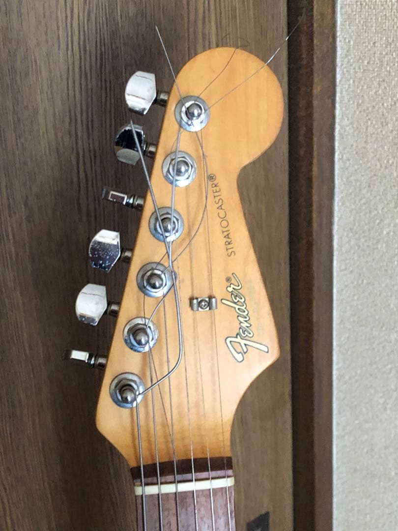 Fender Stratocaster ブラックエレキギター