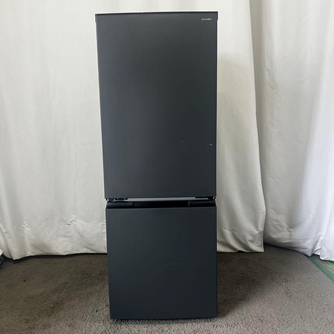 ★117　冷蔵庫　シャープ　150L-170L　24年製　小型　安い　設置無料