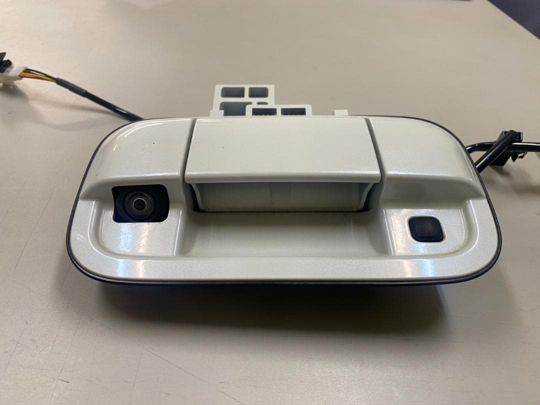 ワゴンR MH55S バックドアアウターハンドル 純正バックカメラ付き パール