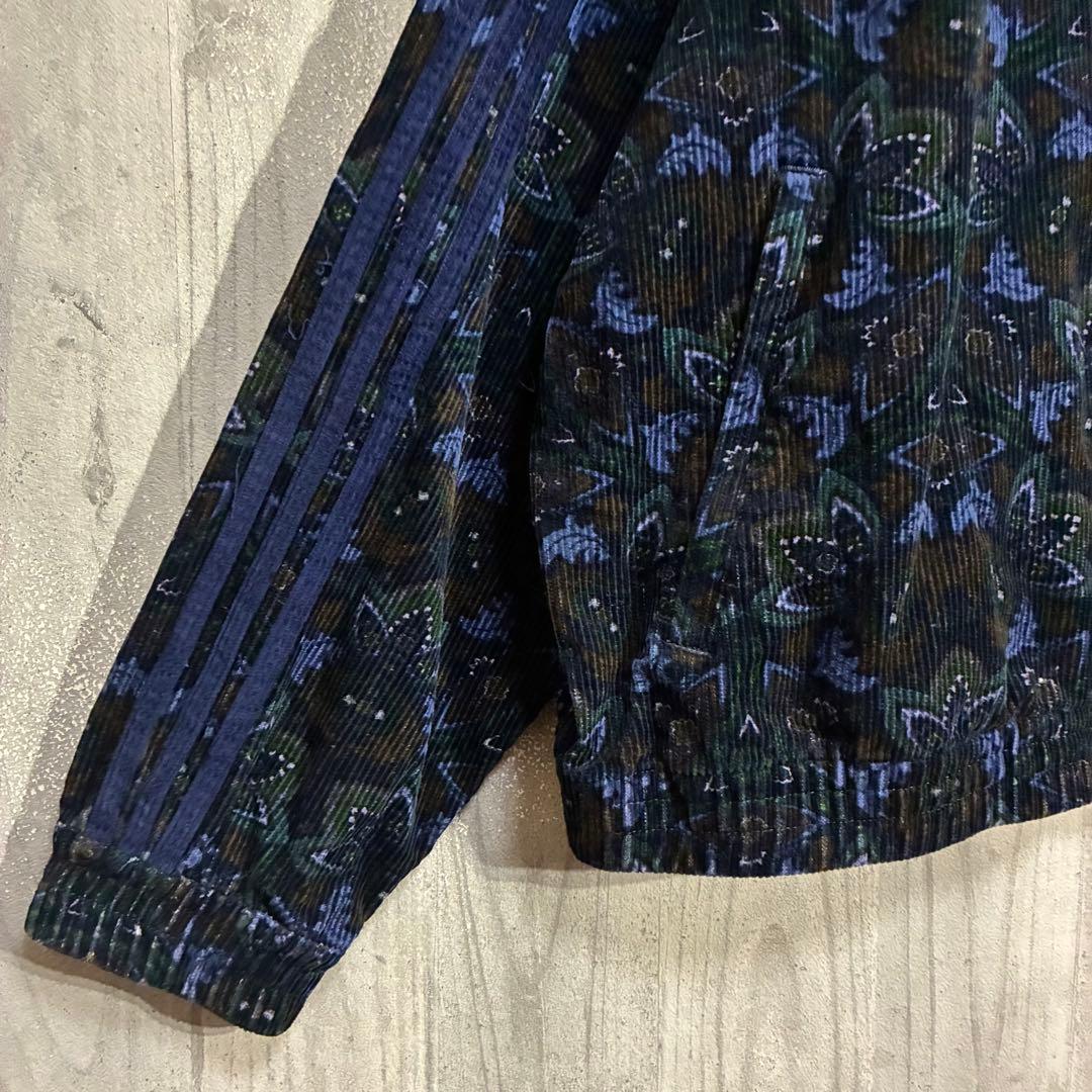 【希少デザイン】アディダス　刺繍ロゴ入　総柄コーデュロイトラックジャケット　XL