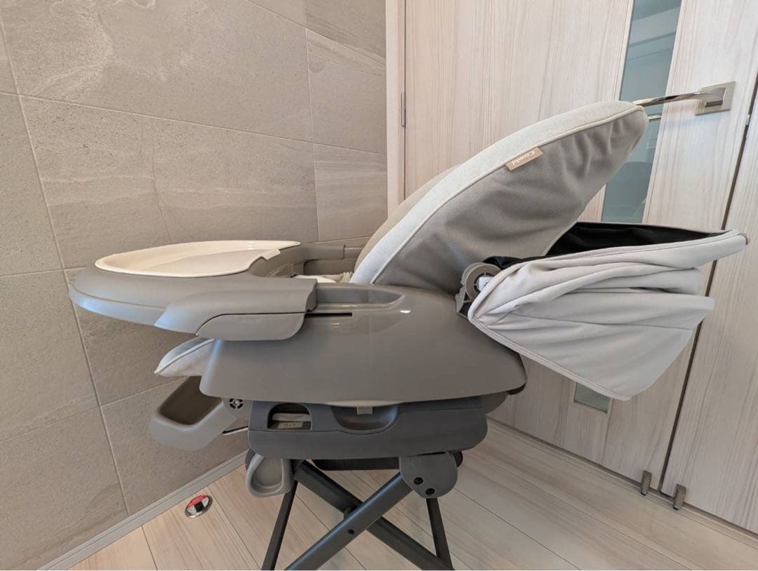 【ほたる】Combi CWL ネムリラ　コードレスオートスウィングSS +