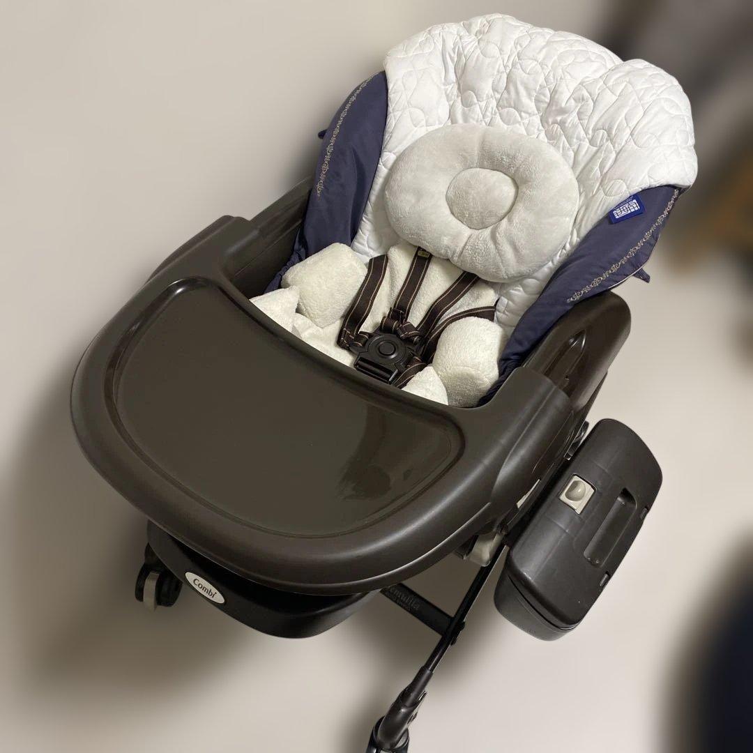 コンビ ネムリラ AUTO SWING BEDi Plus ハイローチェア