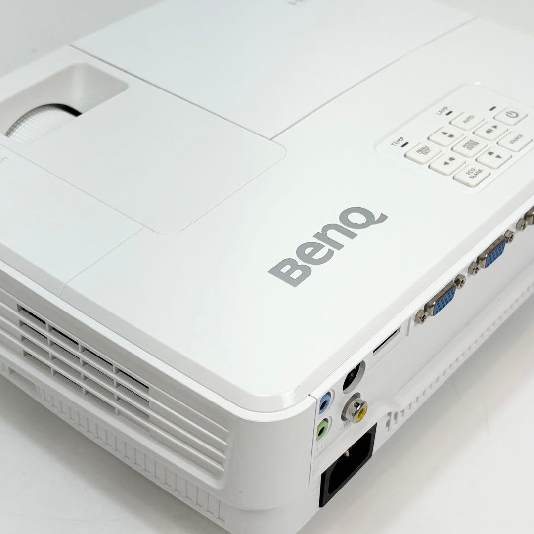 BenQ TW526 プロジェクター 本体 リモコン付 ランプ4時間表示