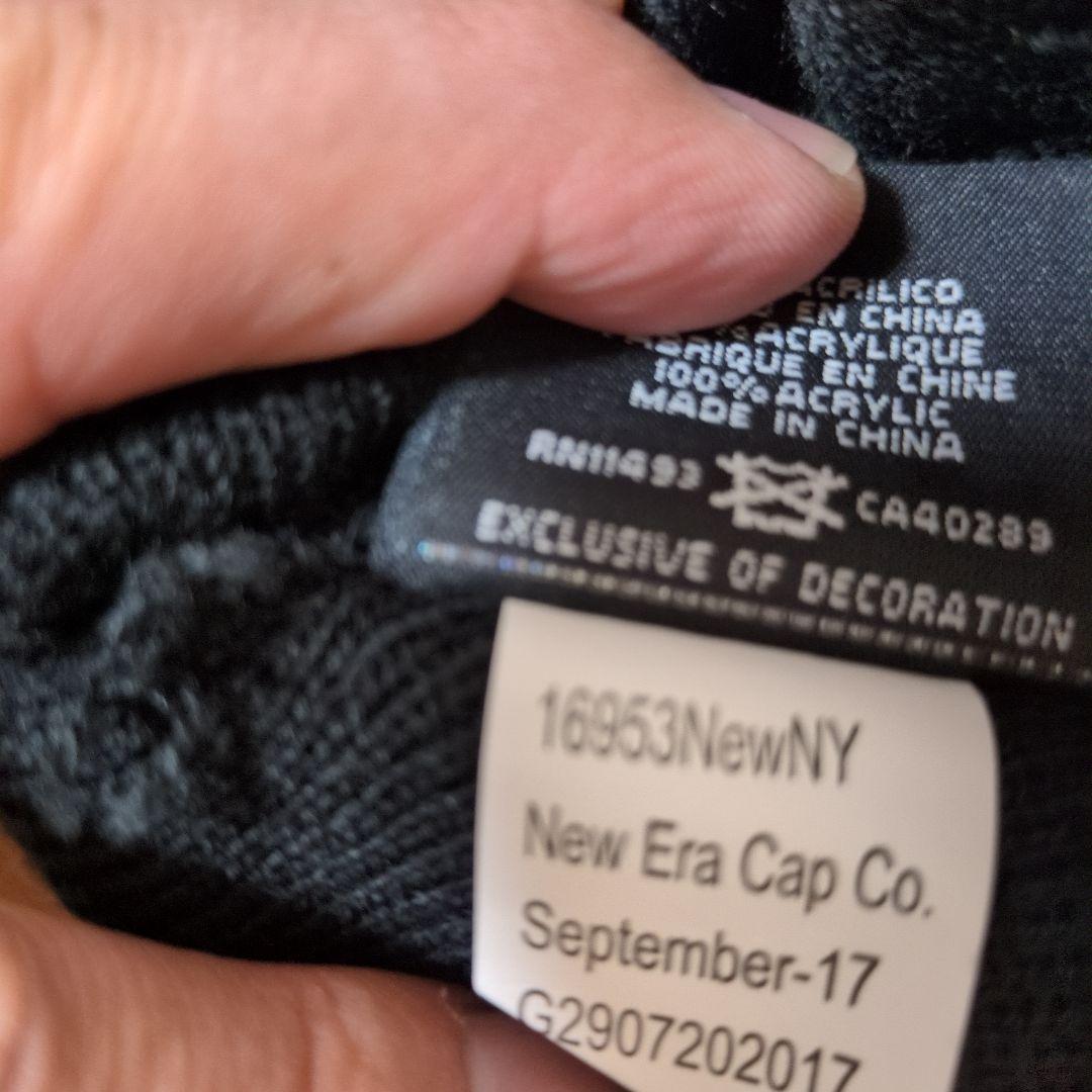 Supreme ニット帽 黒 Sロゴ　確実正規品　新品タグなし試着程度　ビーニー