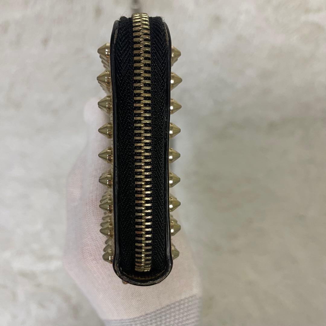 ✨美品✨クリスチャンルブタン スタッズ ラウンドジップ 長財布 レザー ゴールド