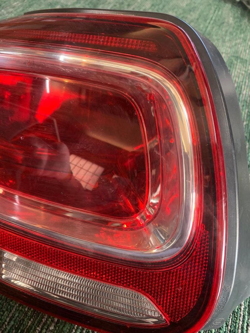 美品シトロエンDS3 純正テールライ ト左右セット