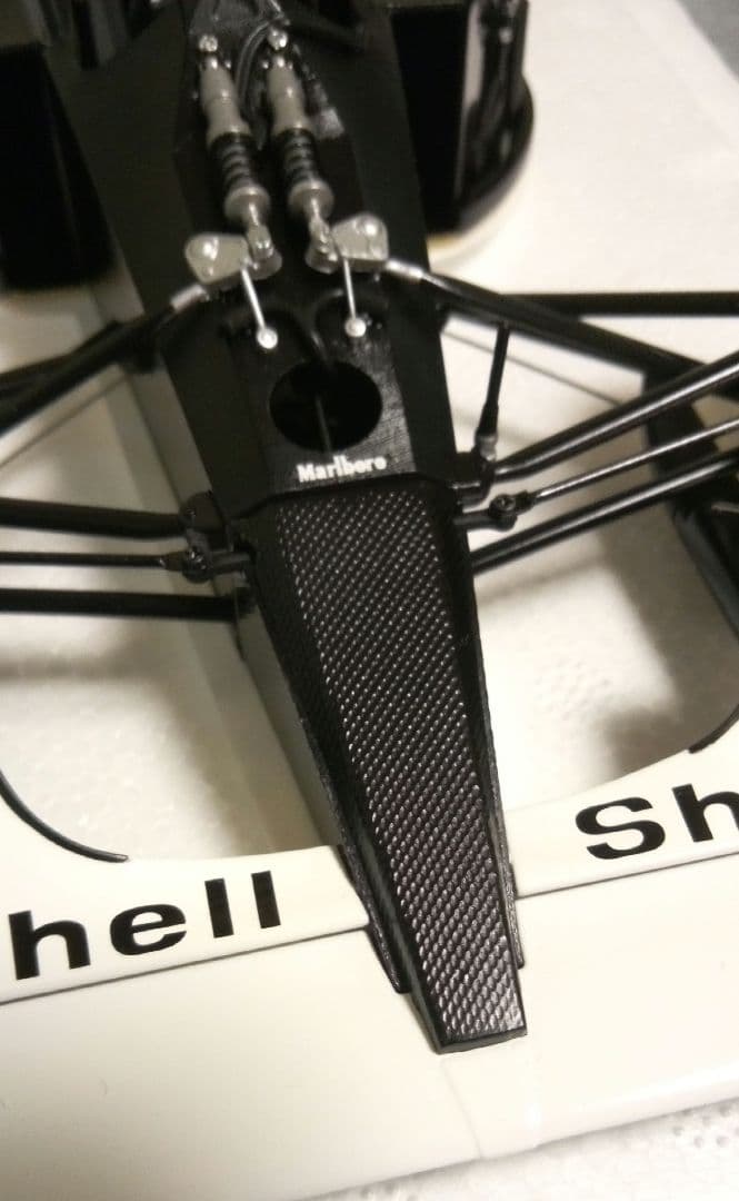 オートアート 1/18 マクラーレン MP4/6 A.セナ ミニチャンプス