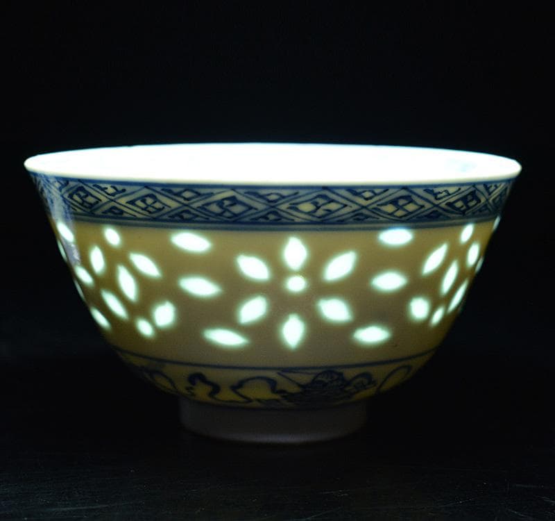 中国　大清康煕年製　青花蓮花文　透蛍手蓋茶碗　M　R5197