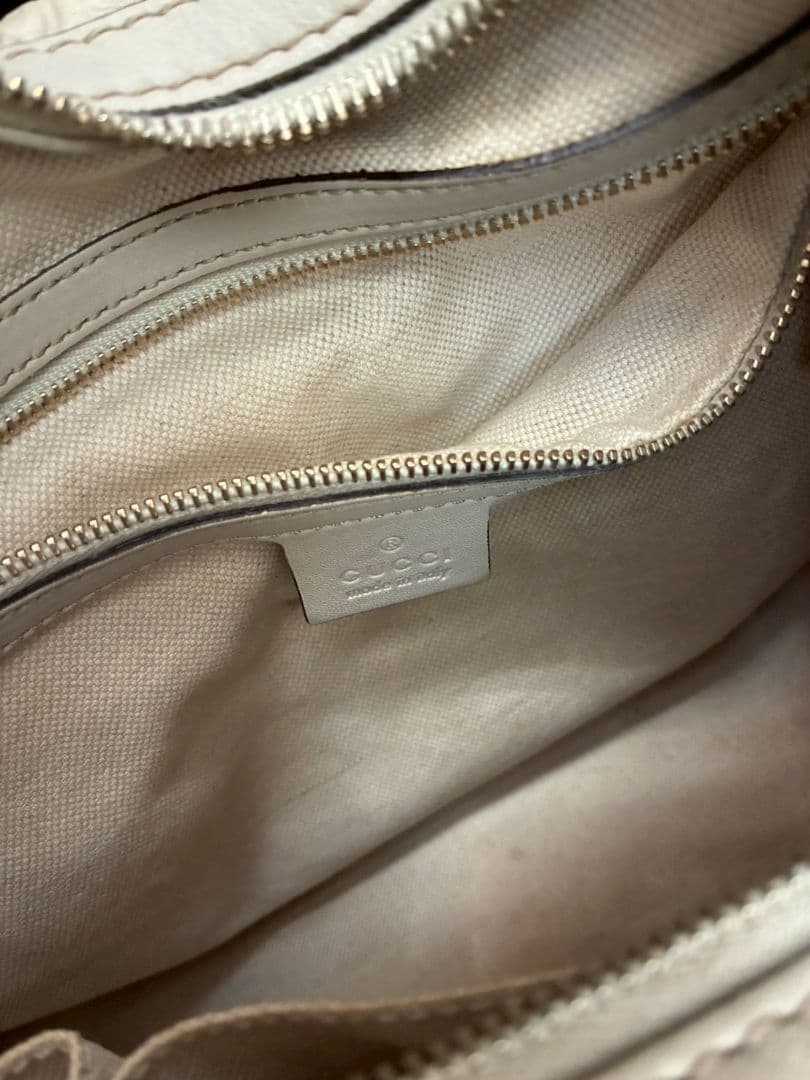 Gucci ベージュ ショルダーバッグ