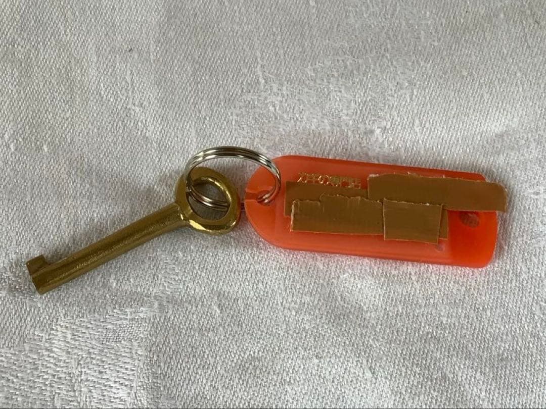 銀製 宝石箱 silver950 鍵付 唐草紋様手彫り 骨董品