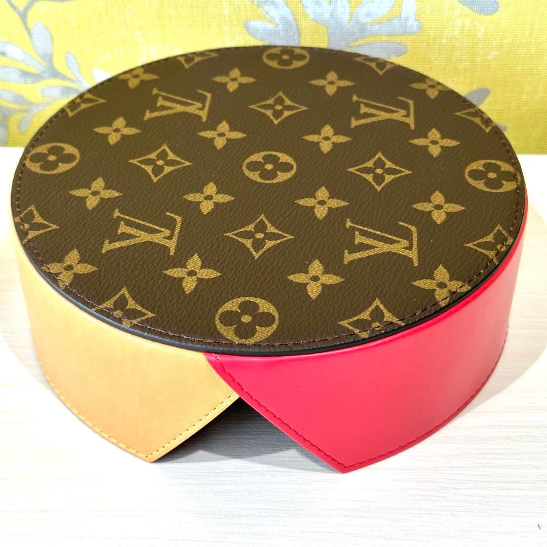 【展示品】ルイ・ヴイトンアシェット4 フラワープレート GI0461