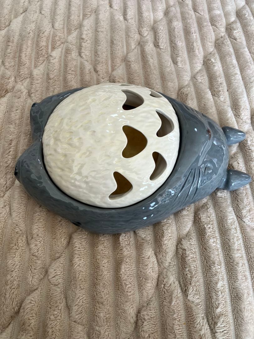 おひるねトトロ 陶器製置物　蚊取り線香入れ