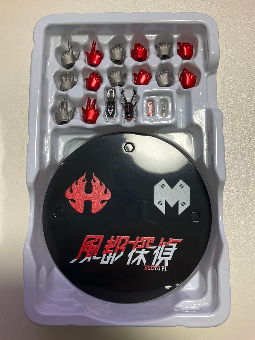 ピンクの猫様S.H.Figuarts真骨頂 仮面ライダーWヒートメタル 風都探偵